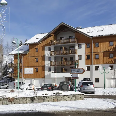 Vacanceole - Au Coeur Des Ours Aparthotel Les Deux Alpes