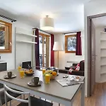 Aparthotel Vacanceole - Au Coeur Des Ours 3*