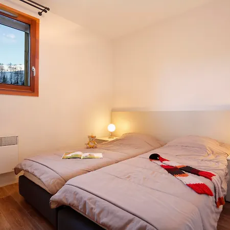 Vacanceole - Au Coeur Des Ours 3* Ле дез Альп