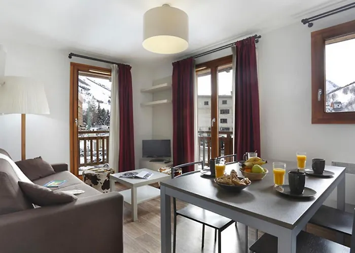 Vacanceole - Au Coeur Des Ours Hotel apartamentowy 3*