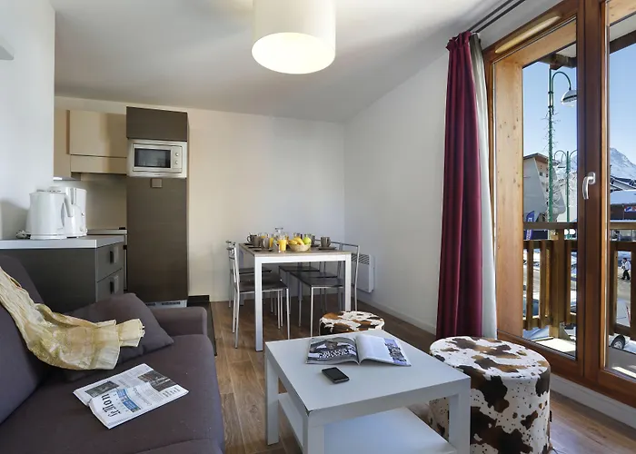 Vacanceole - Au Coeur Des Ours Hotel apartamentowy 3*